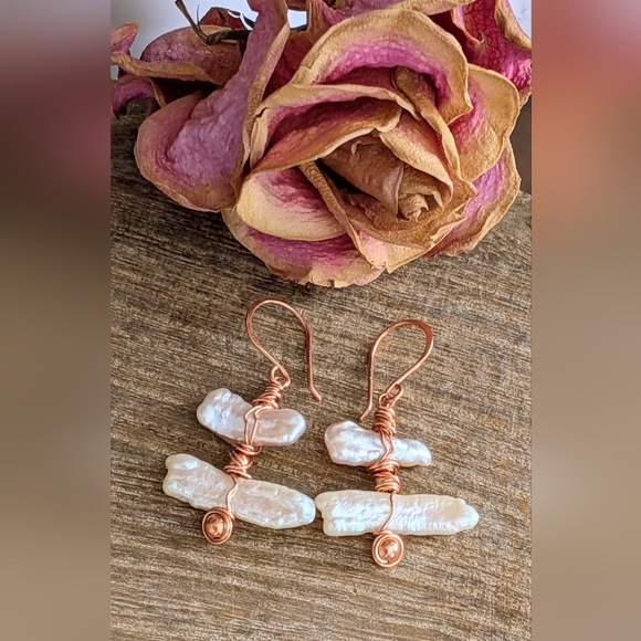 Biwa Pearl Earrings Artisan Copper Wrap Lightweight Coastal Style - Picture 14 of 14